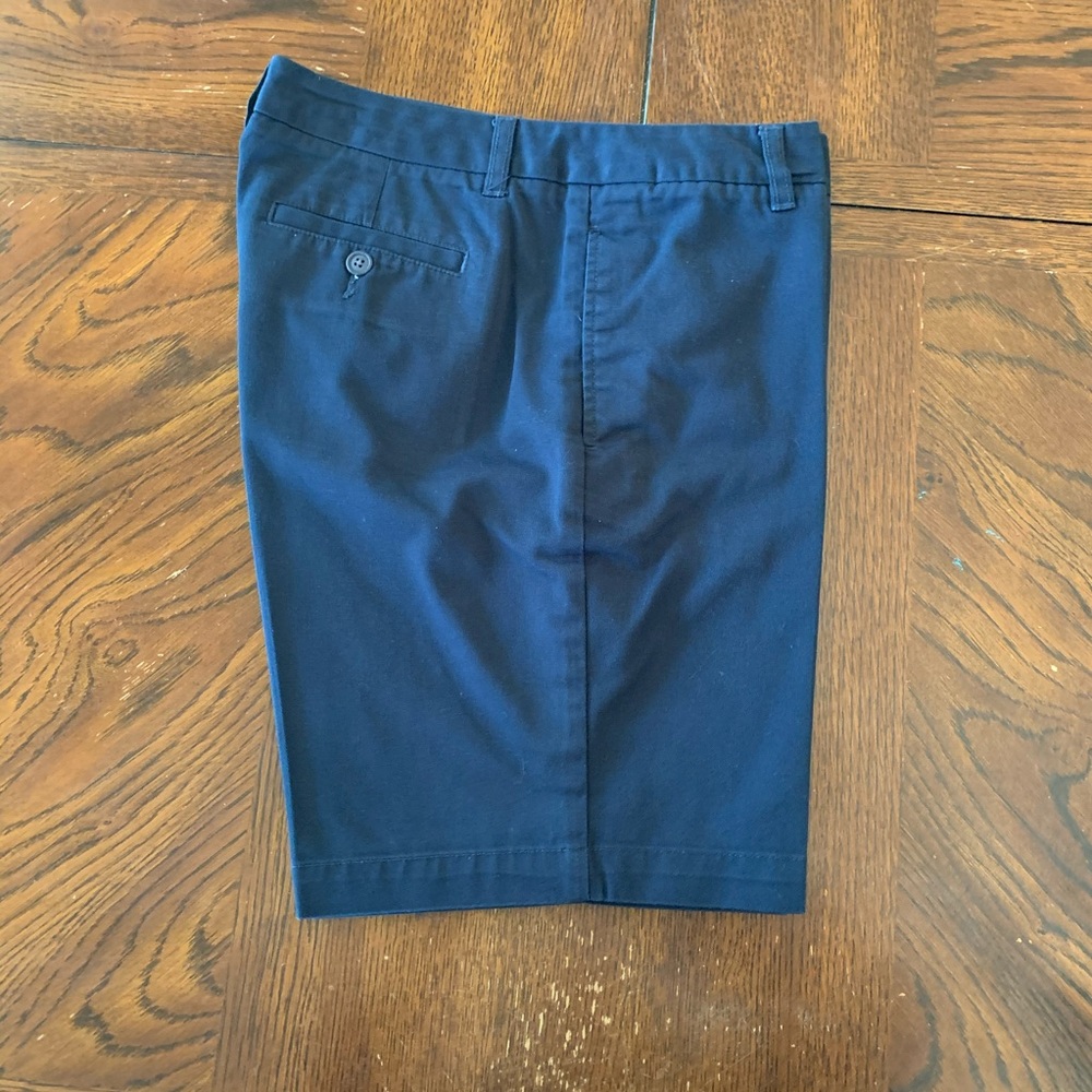 ‼️Land’s End junior navy chino short size 7‼️